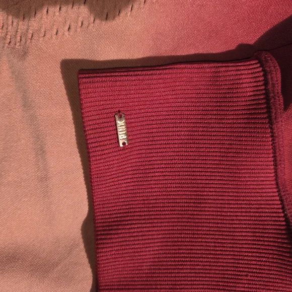 Red and Pink Shorts‎ - Picture 2 of 6